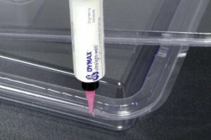 Plastic bonding adhesive