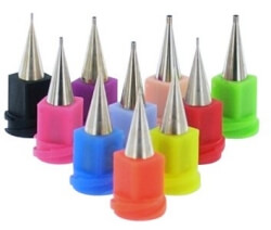 High precision dispensing nozzles