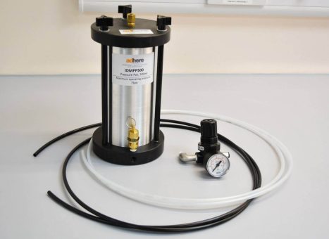 Pressure pot dispensing reservoir parts included