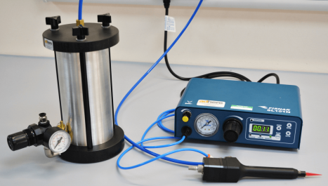 Pressure pot and handheld diaphragm valve dispensing set up