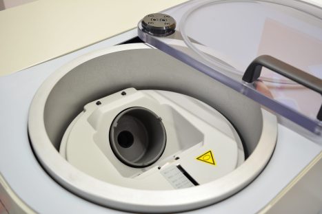 A view inside the THINKY ARV-310P