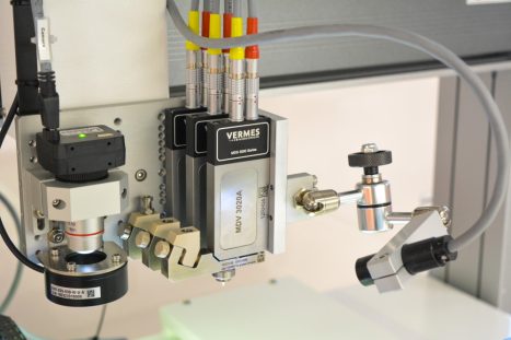 Three Vermes jetting valves on Fisnar robot with vision