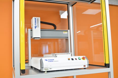 Free standing robot enclosure with light curtains