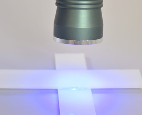 Curing a fillet with Born2Bond Light Lock cyanoacrylate adhesive