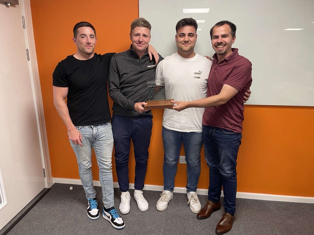 Award for Excellence ‘delivered’ to worthy colleagues