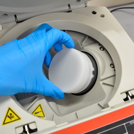 Loading a mixing up into an THINKY ARE 312